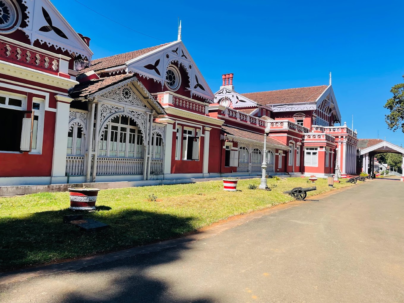 WelcomHeritage Fernhills Royal Palace